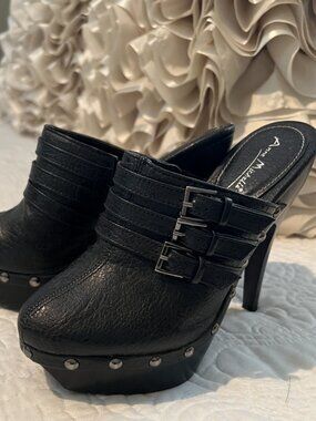 Anne Michelle (Passion) Black, Studded Stiletto Mules